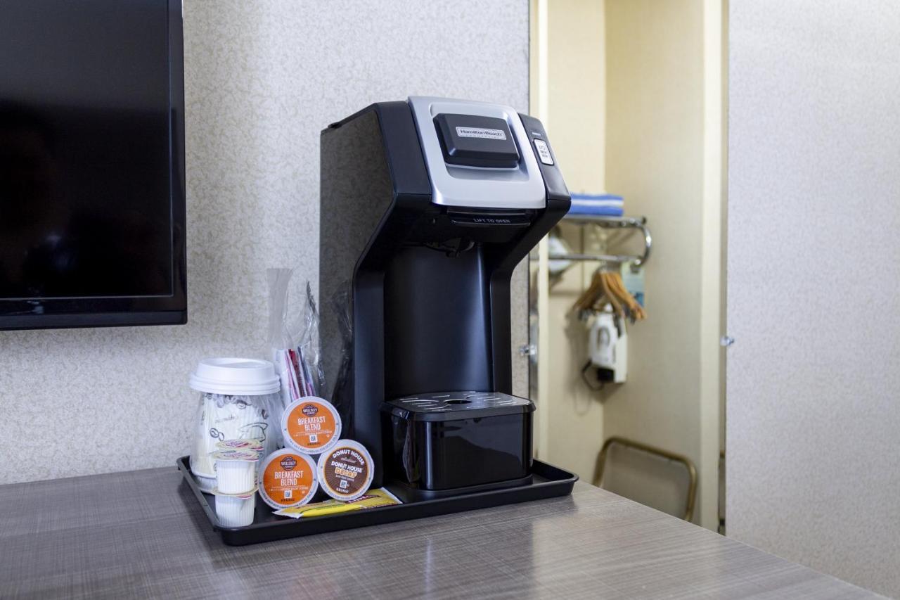 Hotel Seaport And Marina 3*