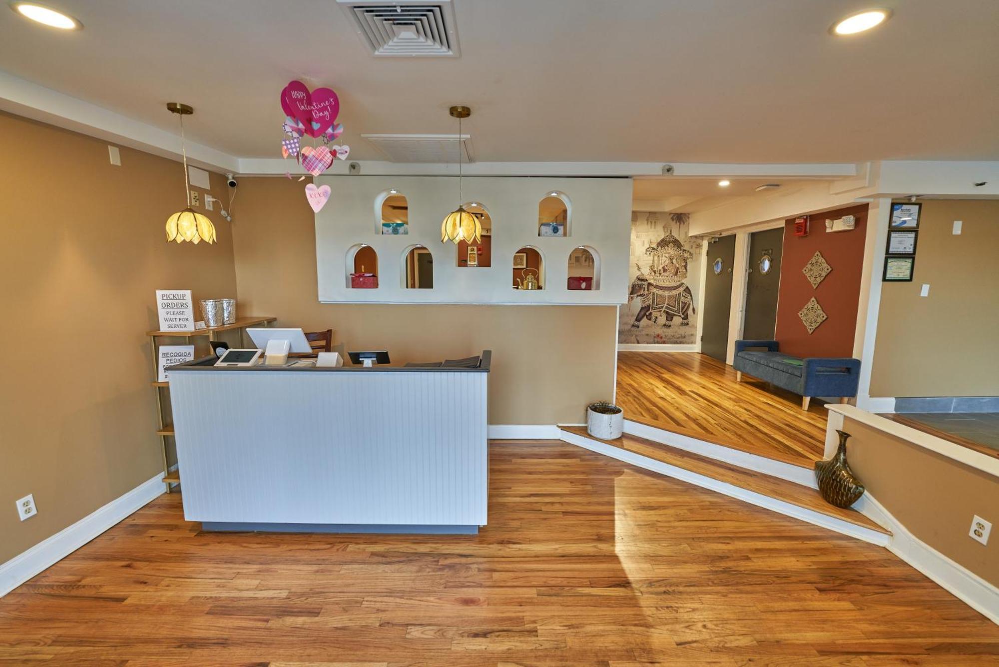 Seaport And Marina Hotel 3*